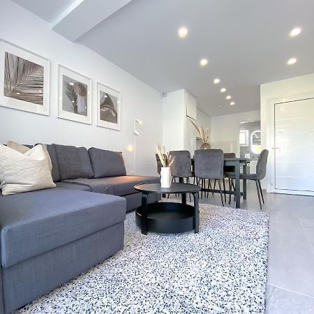 Phaedrus Living Limnaria Luxury Flat Vine 121 Daire Pafos Dış mekan fotoğraf
